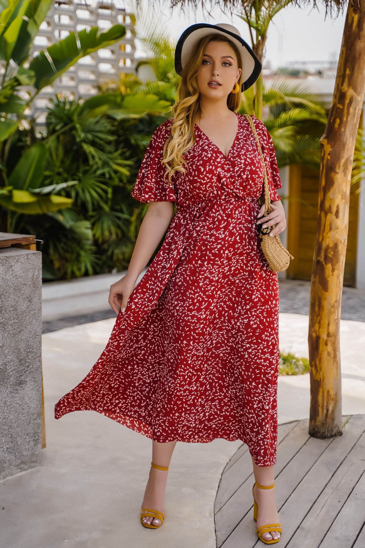 2022 Deep V Neck Summer plus Size Women's Floral Dress plus Size Skirt