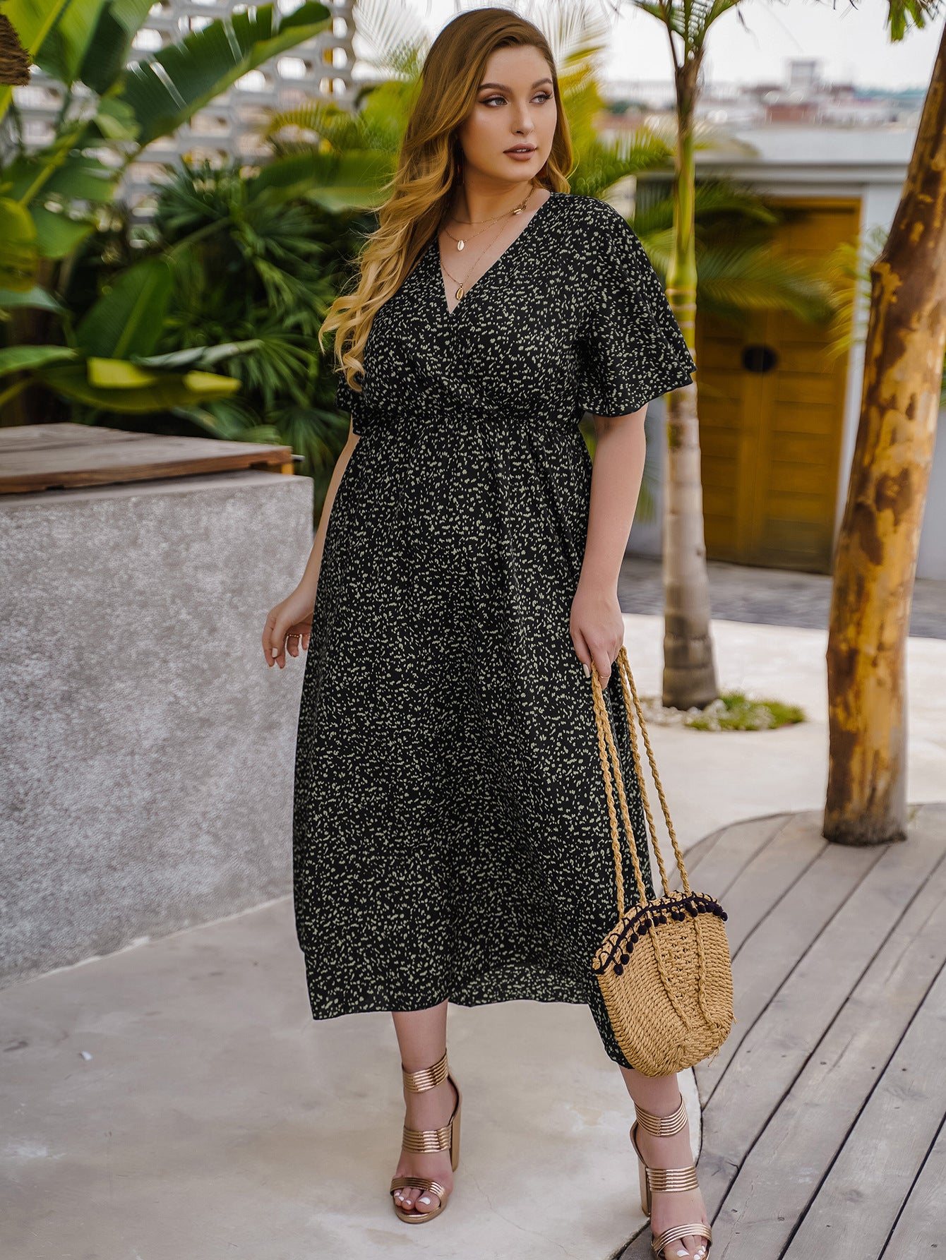 2022 Deep V Neck Summer plus Size Women's Floral Dress plus Size Skirt