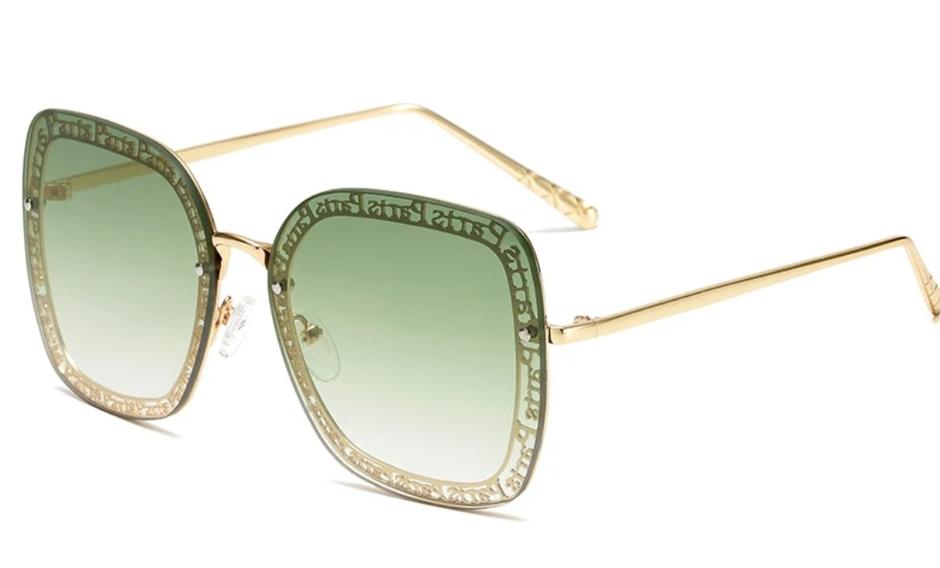 Paris fashion eye wear