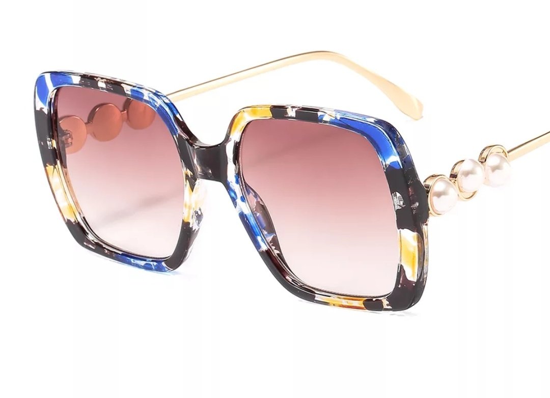 Multi colored fashion eye wear with gold accents